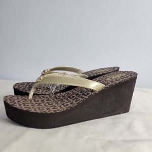 GBG Los Angeles Platform Sandals Size 9M
